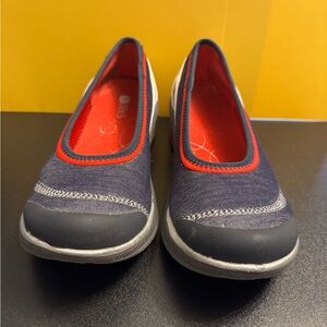 Bzees Navy, Red, white Flats still in box